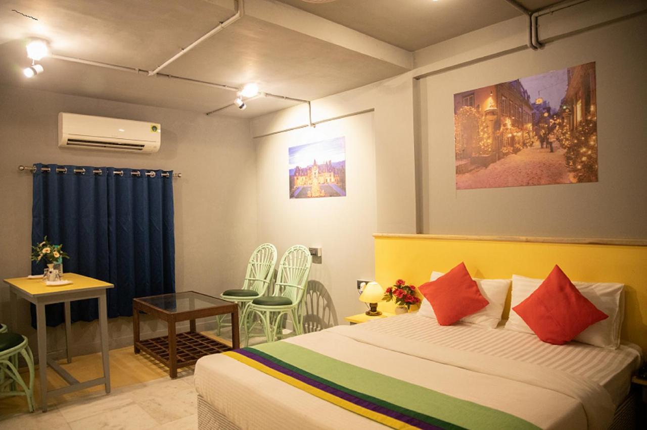 Hotel Fort28 Нагпур Екстериор снимка
